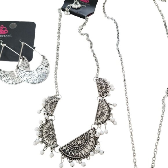 New Lot of 8 Paparazzi Jewelry Necklaces Earrings Boho Minimalistic Silver Gold - Picture 3 of 14